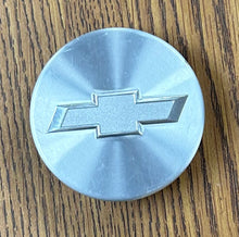 Load image into Gallery viewer, 2 1/4&quot; Chevrolet Camaro Brushed Center Cap #92202223 set
