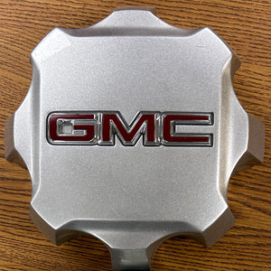 7" GMC Sierra 2500, 3500 OEM Silver Cap #84627948 set