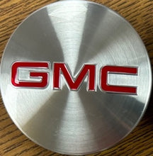 Load image into Gallery viewer, 3 1/4&quot; GMC Sierra 1500, Yukon Center Cap Brushed w/Red &quot;GMC&quot; #22837060 set
