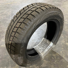 Load image into Gallery viewer, 2256018 225/60R18 100T Toyo Observe GSi-5 winter tire single 11.7/32
