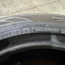 Load image into Gallery viewer, 2256018 225/60R18 100T Toyo Observe GSi-5 winter tire single 11.7/32
