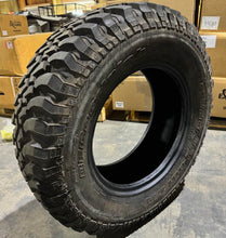 Load image into Gallery viewer, 2557517 255/75R17 - 111/108Q BFGoodrich Mud-Terrain T/A tire set 17/32
