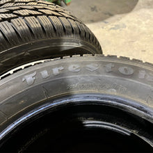 Load image into Gallery viewer, 2256018 225/60R18 - 100S Firestone Winterforce 2 tire set 12/32
