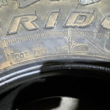 Load image into Gallery viewer, 2657017 265/70R17 - 115S Bridgestone Dueler A/T tire single 12/32
