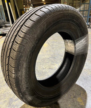 Load image into Gallery viewer, 2556518 255/65R18 - 111H Hankook Kinergy GT tire single 10.1/32
