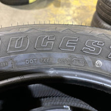 Load image into Gallery viewer, 2755520 275/55R20 - 113T Bridgestone Dueler HL A/S tires set 10.5/32
